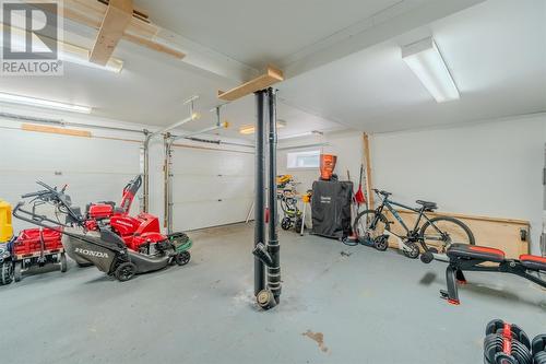 10 Brookfield Road, St. John'S, NL - Indoor Photo Showing Garage