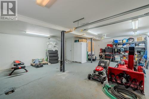 10 Brookfield Road, St. John'S, NL - Indoor Photo Showing Garage