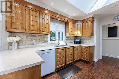 80 Otterbury Road, Clarke'S Beach, NL - Indoor Photo Showing Kitchen With Double Sink