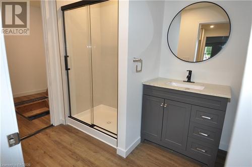 Main Floor 3 piece Bath - 601 7Th St A E, Owen Sound, ON - Indoor Photo Showing Bathroom