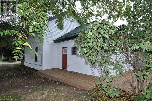 New Side Deck with side entrance - 601 7Th St A E, Owen Sound, ON - Outdoor