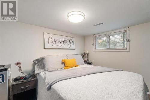 361 Devine Street, Sarnia, ON - Indoor Photo Showing Bedroom