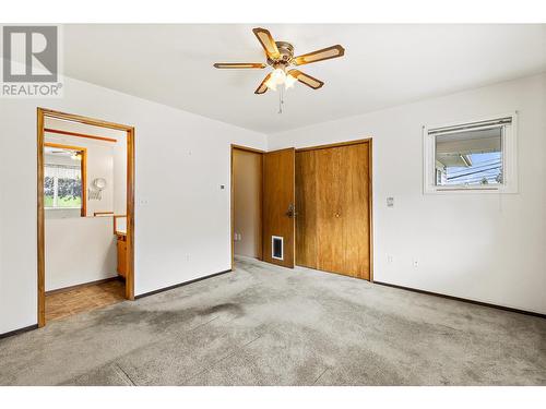 31 23 Street Se, Salmon Arm, BC - Indoor Photo Showing Other Room