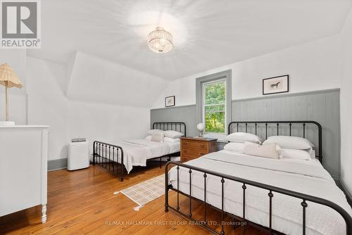 7823 Bickle Hill Road, Hamilton Township, ON - Indoor Photo Showing Bedroom