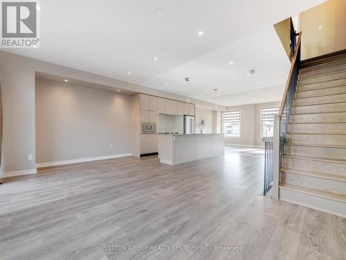 3165 Ernest Appelbe Boulevard, Oakville, ON - Indoor Photo Showing Other Room