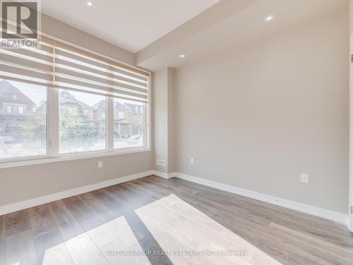 3165 Ernest Appelbe Boulevard, Oakville, ON - Indoor Photo Showing Other Room