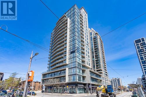 1506 - 530 St. Clair Avenue W, Toronto, ON - Outdoor With Balcony With Facade