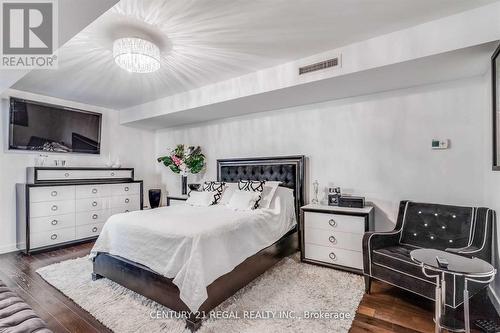 #201 - 500 Wellington Street W, Toronto, ON - Indoor Photo Showing Bedroom