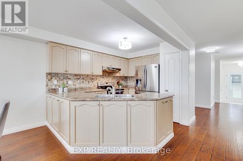 3466 Angel Pass Drive, Mississauga, ON - Indoor Photo Showing Kitchen