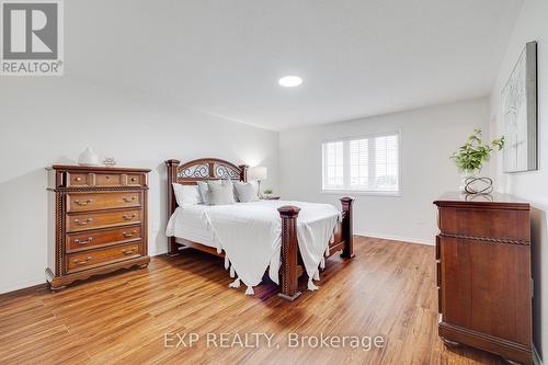 3466 Angel Pass Drive, Mississauga, ON - Indoor Photo Showing Bedroom