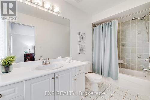 3466 Angel Pass Drive, Mississauga, ON - Indoor Photo Showing Bathroom