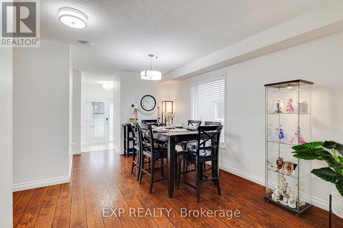 3466 Angel Pass Drive, Mississauga, ON - Indoor Photo Showing Dining Room