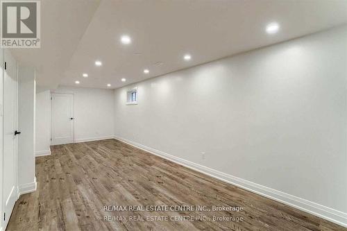 550 Meadows Boulevard, Mississauga, ON - Indoor Photo Showing Other Room