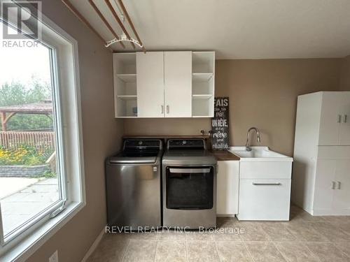 2008 Connaught Road, Timmins, ON - Indoor Photo Showing Laundry Room