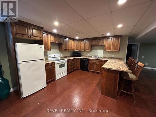 2008 Connaught Road, Timmins, ON - Indoor Photo Showing Kitchen With Double Sink