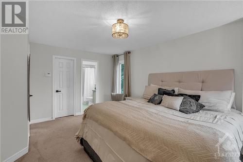 73 Winnegreen Court, Ottawa, ON - Indoor Photo Showing Bedroom