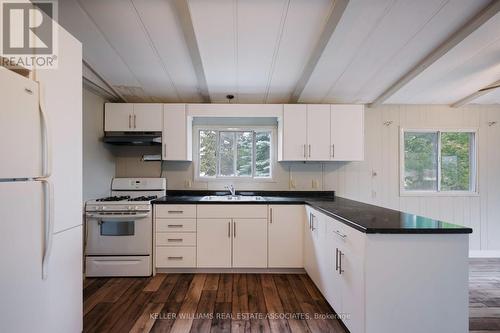 282329 Concession Rd 4 5 Road, East Luther Grand Valley, ON - Indoor Photo Showing Kitchen