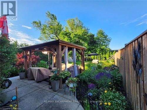 3 Pleasant Avenue, Hamilton, ON - Outdoor