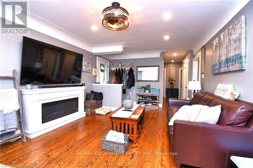 3 Pleasant Avenue, Hamilton, ON - Indoor Photo Showing Living Room With Fireplace