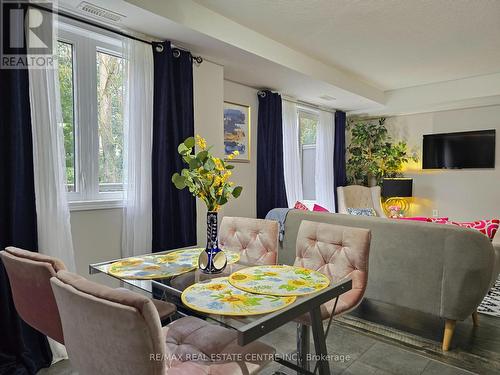 C - 235 Rachel Crescent, Kitchener, ON - Indoor Photo Showing Dining Room