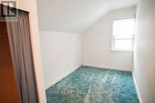 327 Erie Avenue, Brantford, ON - Indoor Photo Showing Other Room