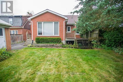 327 Erie Avenue, Brantford, ON - Outdoor