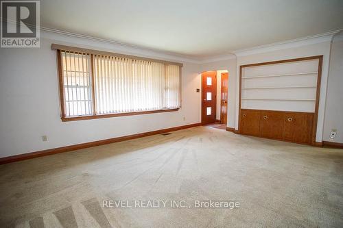 327 Erie Avenue, Brantford, ON - Indoor Photo Showing Other Room