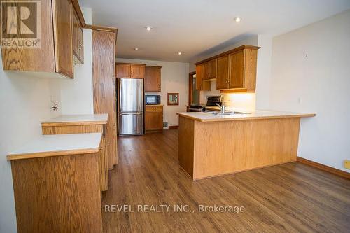 327 Erie Avenue, Brantford, ON - Indoor Photo Showing Kitchen