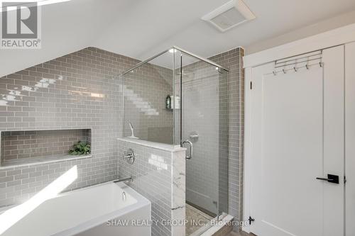 1258 Dwight Beach Road, Lake Of Bays, ON - Indoor Photo Showing Bathroom