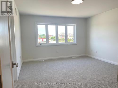 4 Cherry Blossom Heights, Hamilton, ON - Indoor Photo Showing Other Room