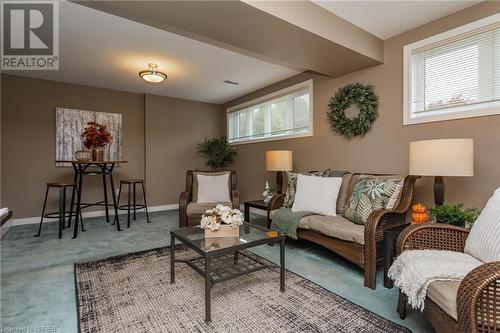 116 Mclean Road, North Bay, ON - Indoor Photo Showing Living Room