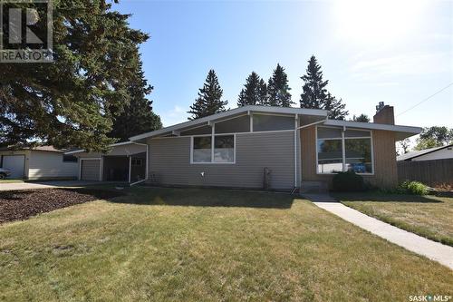 202 6Th Avenue E, Nipawin, SK - Outdoor