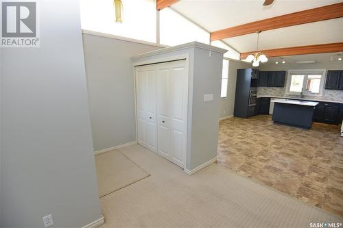 202 6Th Avenue E, Nipawin, SK - Indoor Photo Showing Kitchen