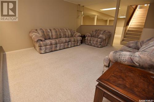 202 6Th Avenue E, Nipawin, SK - Indoor