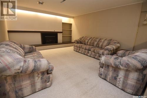 202 6Th Avenue E, Nipawin, SK - Indoor Photo Showing Living Room With Fireplace