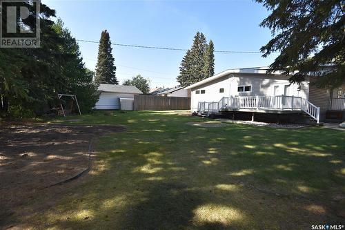 202 6Th Avenue E, Nipawin, SK - Outdoor With Deck Patio Veranda