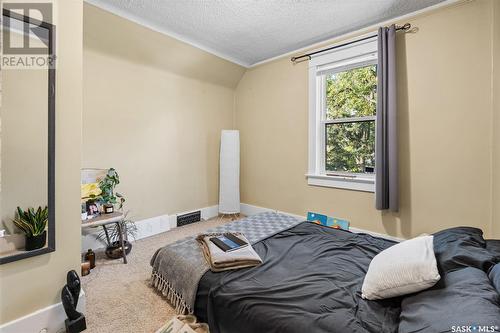 717 Dufferin Avenue, Saskatoon, SK - Indoor Photo Showing Bedroom