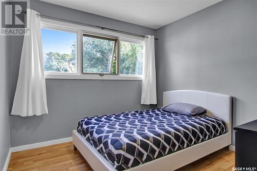 241 Smith Street, Regina, SK - Indoor Photo Showing Bedroom