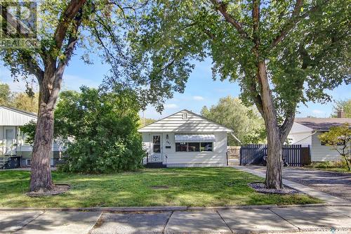 241 Smith Street, Regina, SK - Outdoor