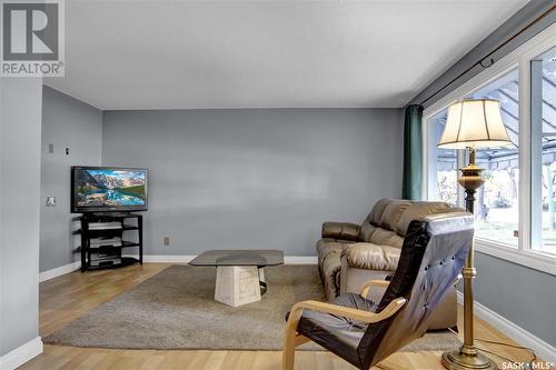 241 Smith Street, Regina, SK - Indoor