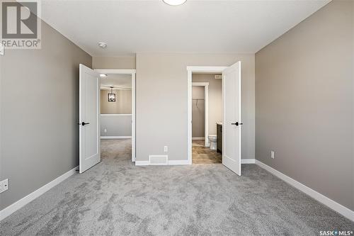 2972 Welby Way, Regina, SK - Indoor Photo Showing Other Room