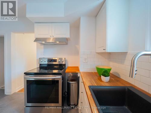 414 Jones Avenue, Toronto, ON - Indoor Photo Showing Kitchen