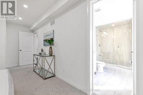 28 Klein Way, Whitby, ON - Indoor Photo Showing Bathroom