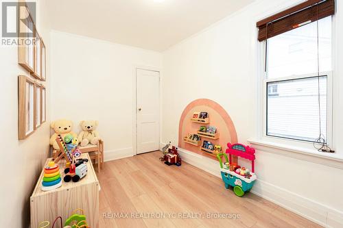 34 Penetang Street, Barrie, ON - Indoor Photo Showing Other Room