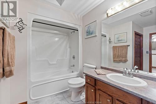 3438 Treeline Court, Windsor, ON - Indoor Photo Showing Bathroom