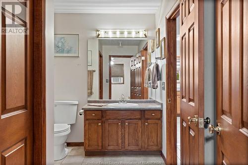 3438 Treeline Court, Windsor, ON - Indoor Photo Showing Bathroom