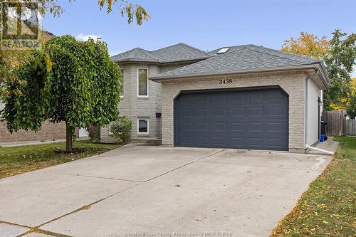 3438 Treeline Court, Windsor, ON - Outdoor