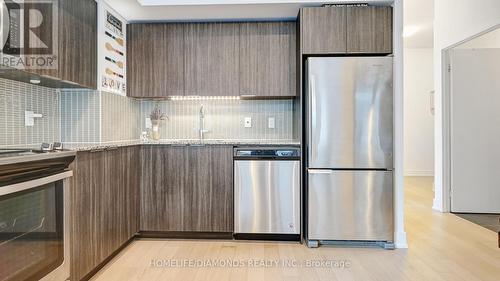 502 - 20 Shorebreeze Drive, Toronto, ON - Indoor Photo Showing Kitchen With Upgraded Kitchen