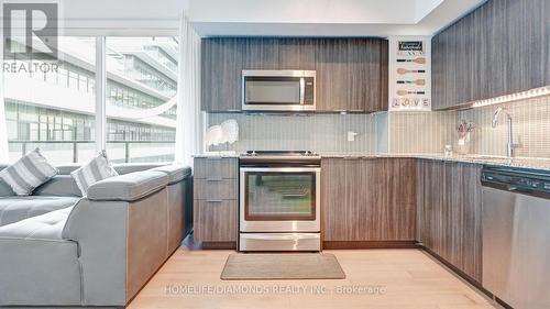 502 - 20 Shorebreeze Drive, Toronto, ON - Indoor Photo Showing Kitchen