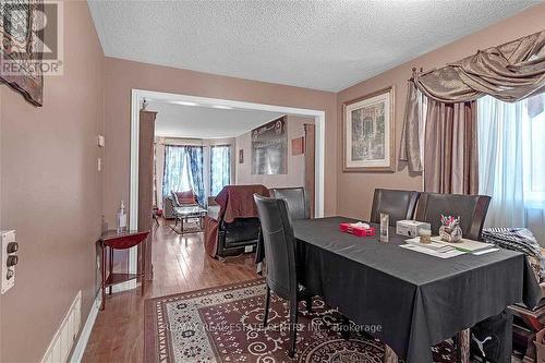 21 Sprucelands Avenue, Brampton, ON - Indoor